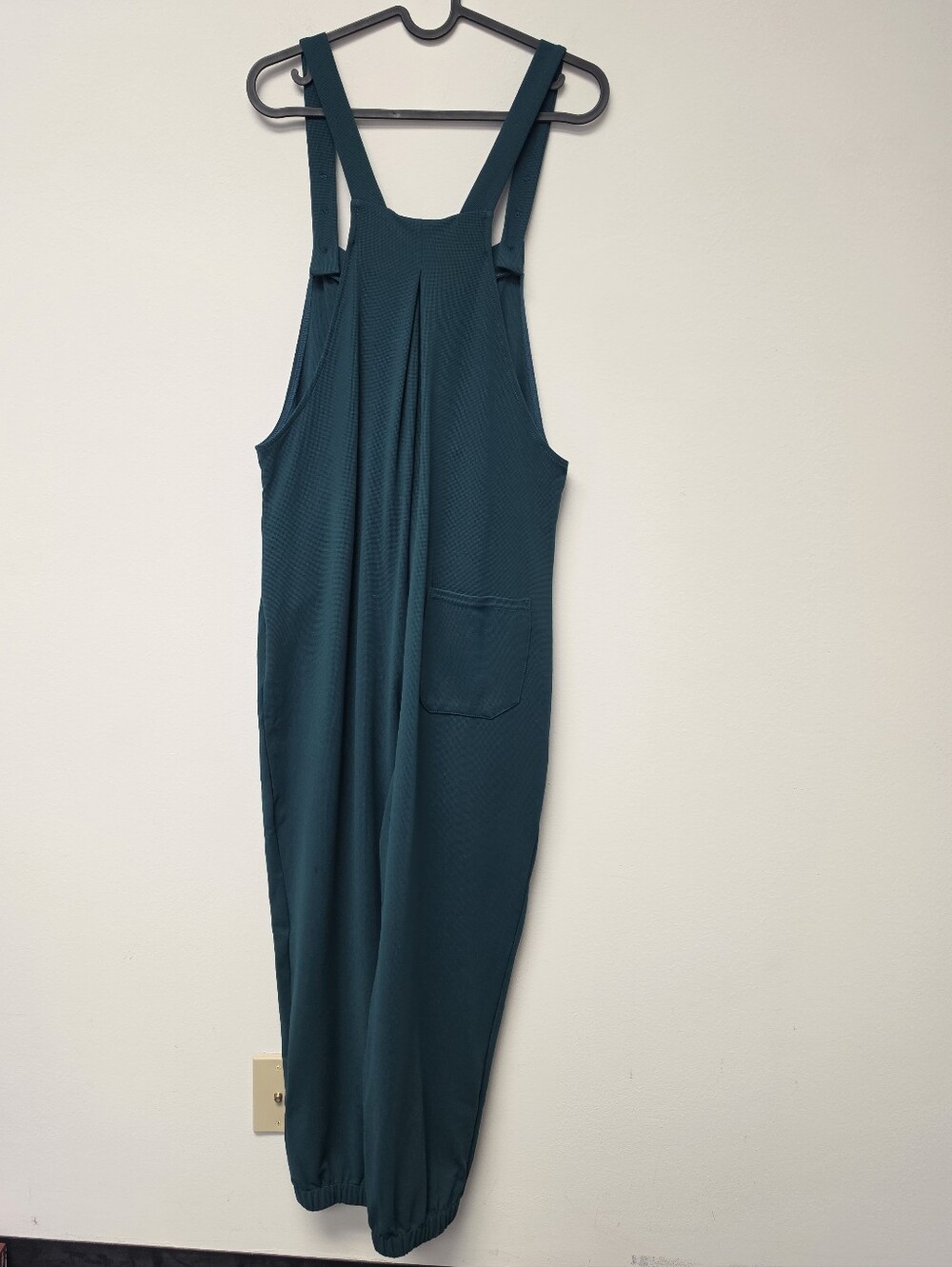 Halara Adjustable Strap Cuffed Waffle Knit Casual Overalls Forest Biome Green M - Picture 10 of 14